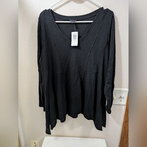 New Women's 00 Torrid Top